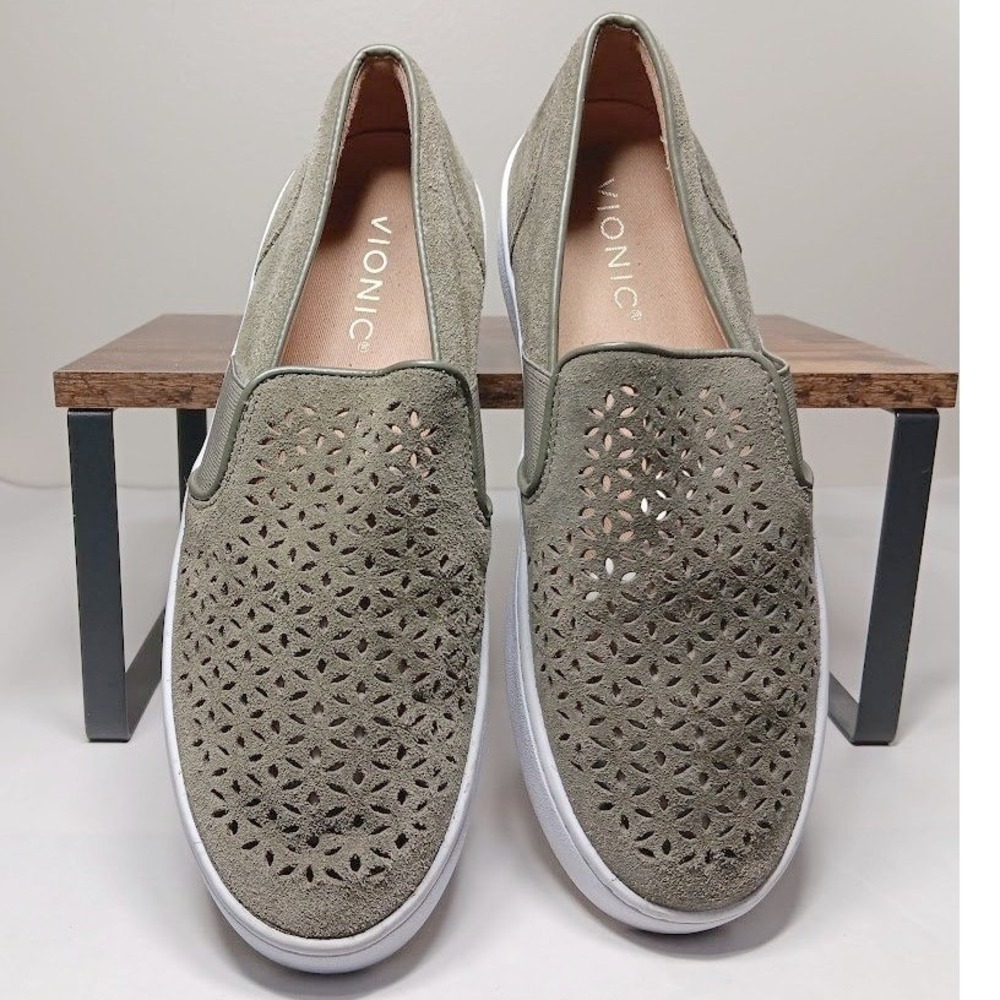 Vionic Slip On Sneakers Kani  Womens 9‎ Olive Green Suede Perforated Floral Good